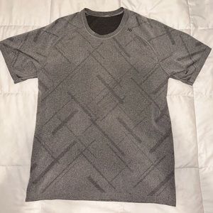 Metal Vent Tech Lululemon Large